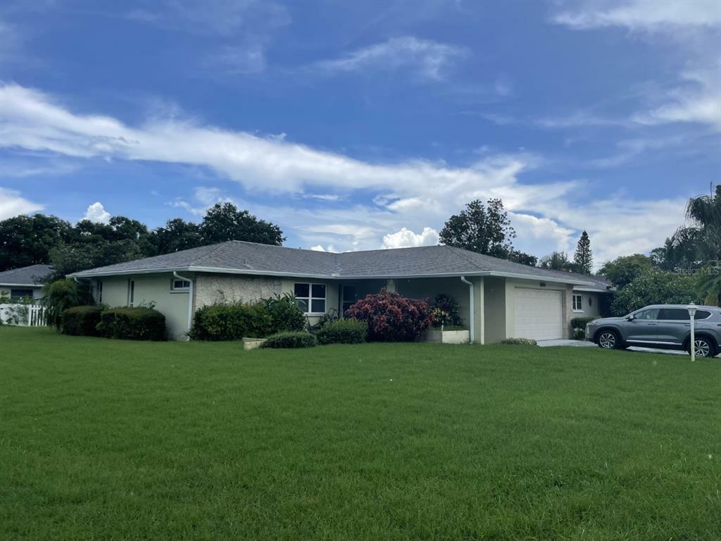 Property Photo:  2581 Windwood Drive  FL 33763 