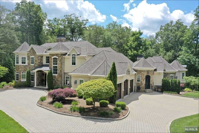 Property Photo:  12 North Church Road  NJ 07458 