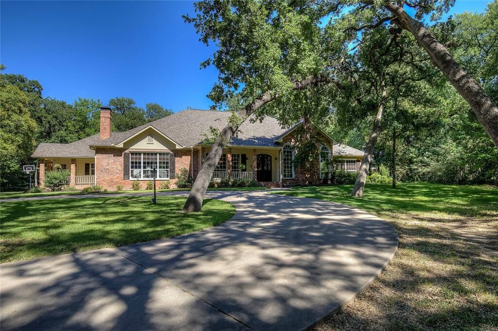 Property Photo:  1712 Loop 301  TX 75482 