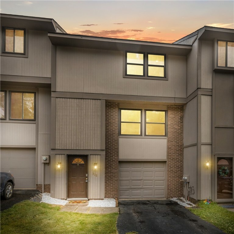 Property Photo: 328 Ridge Point Cir PA 15017