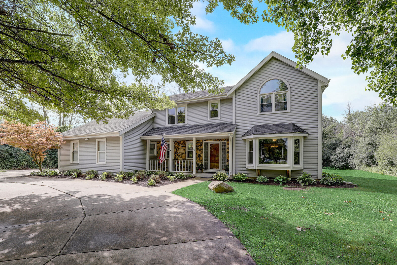 Property Photo:  9435 W Huntington Dr  WI 53097 