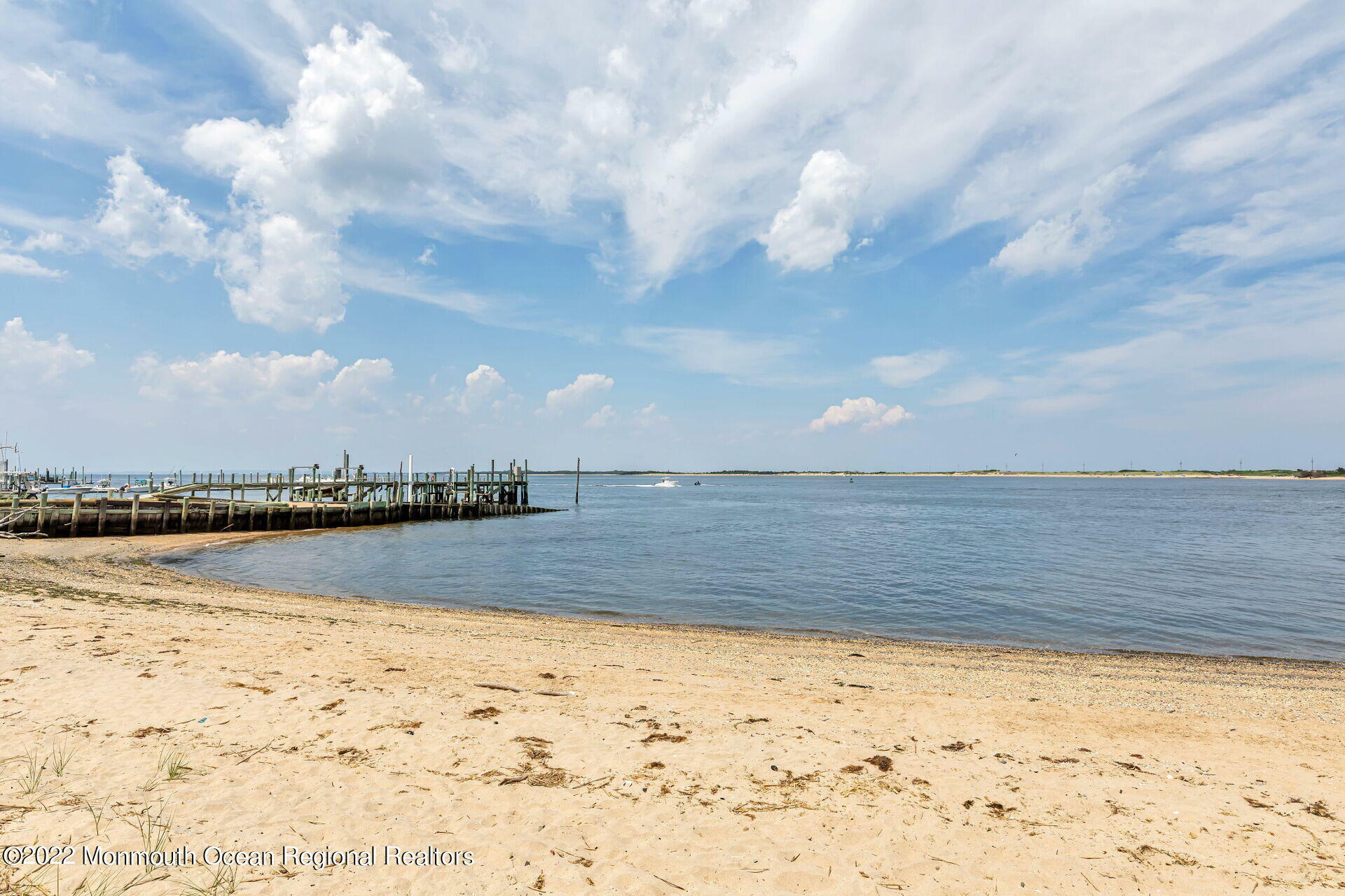 Property Photo:  18 5th Street Bungalow 5  NJ 07732 