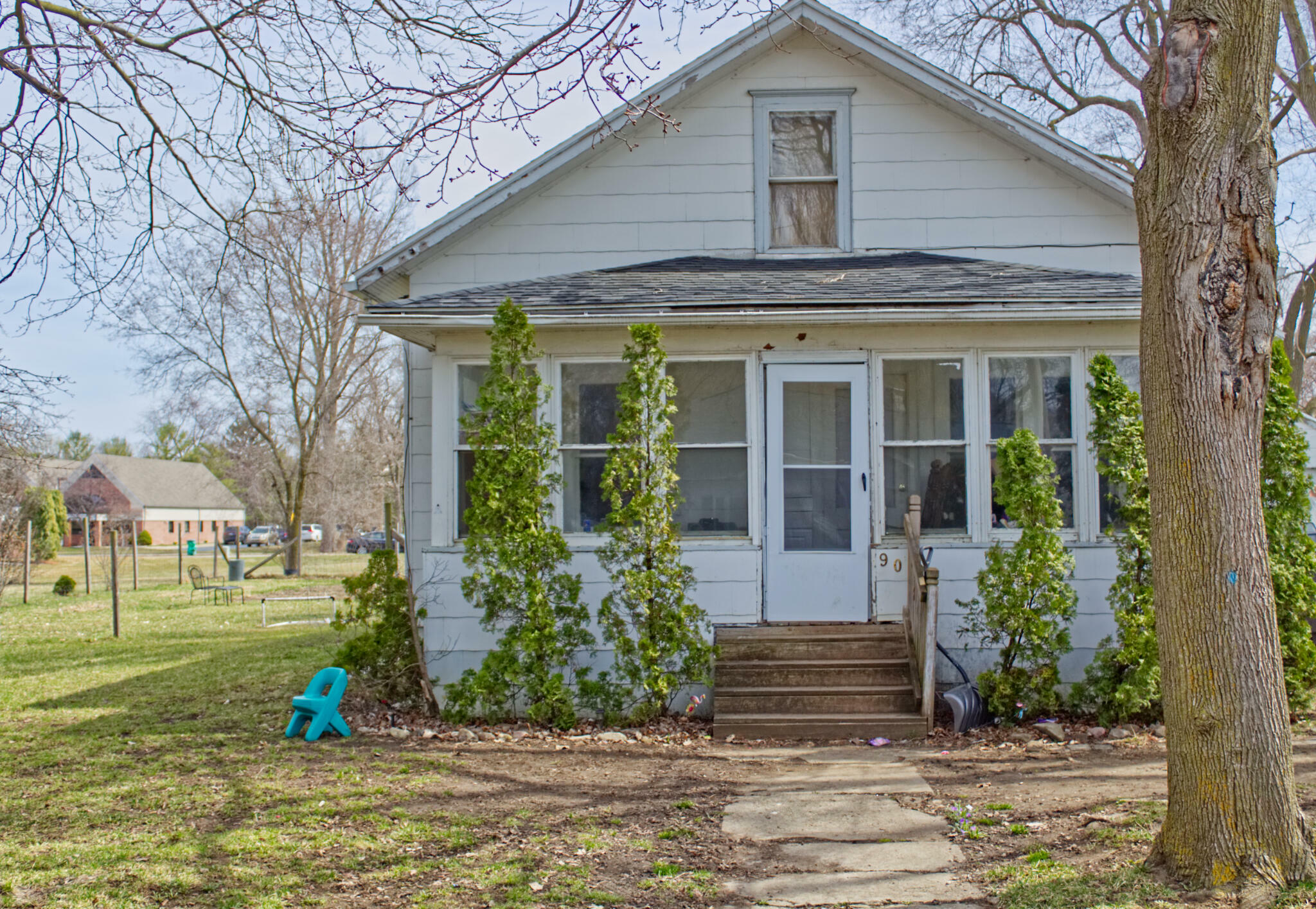 Property Photo:  901 Evanston Drive  MI 49202 