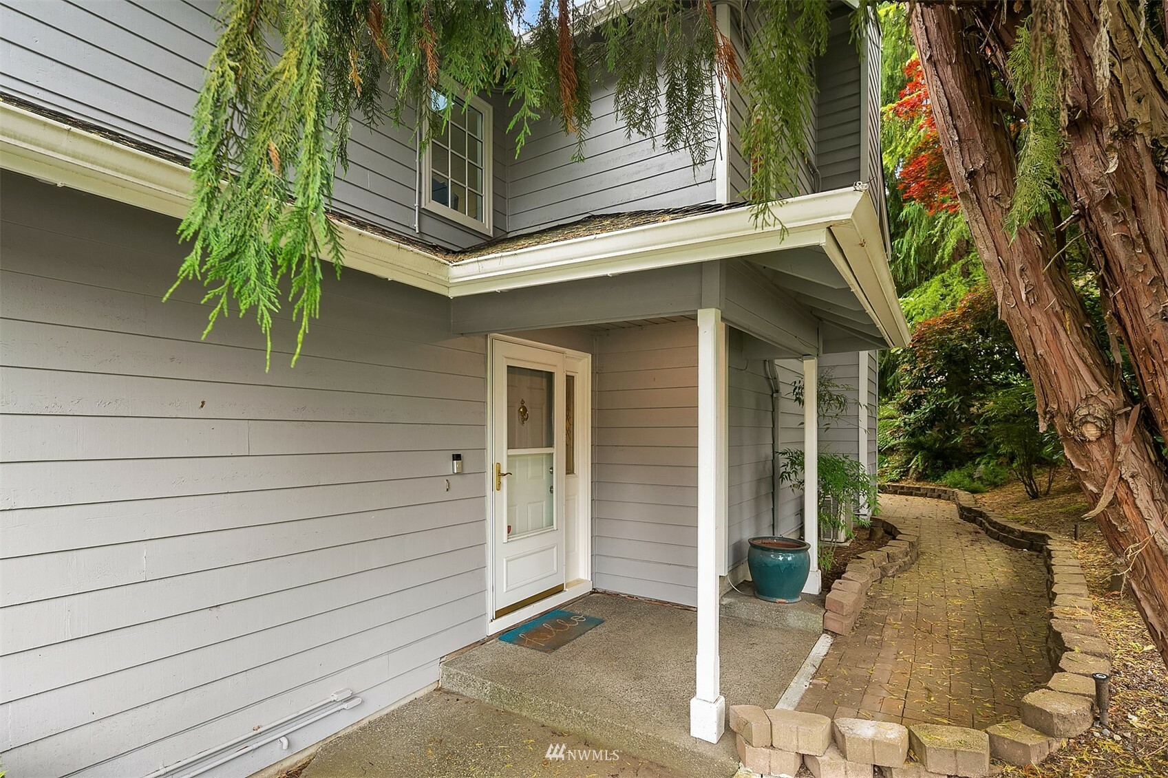 Property Photo:  13219 NE 89th Street  WA 98052 