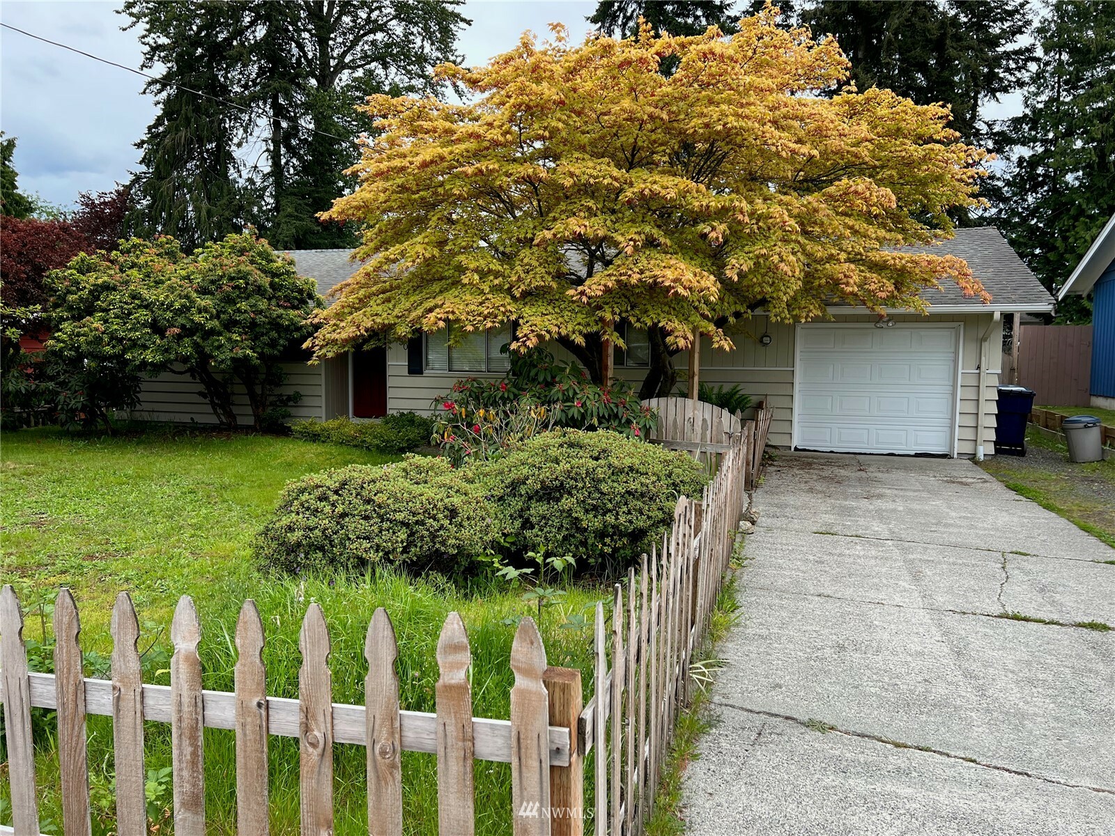 Property Photo:  1930 96th Place SE  WA 98208 