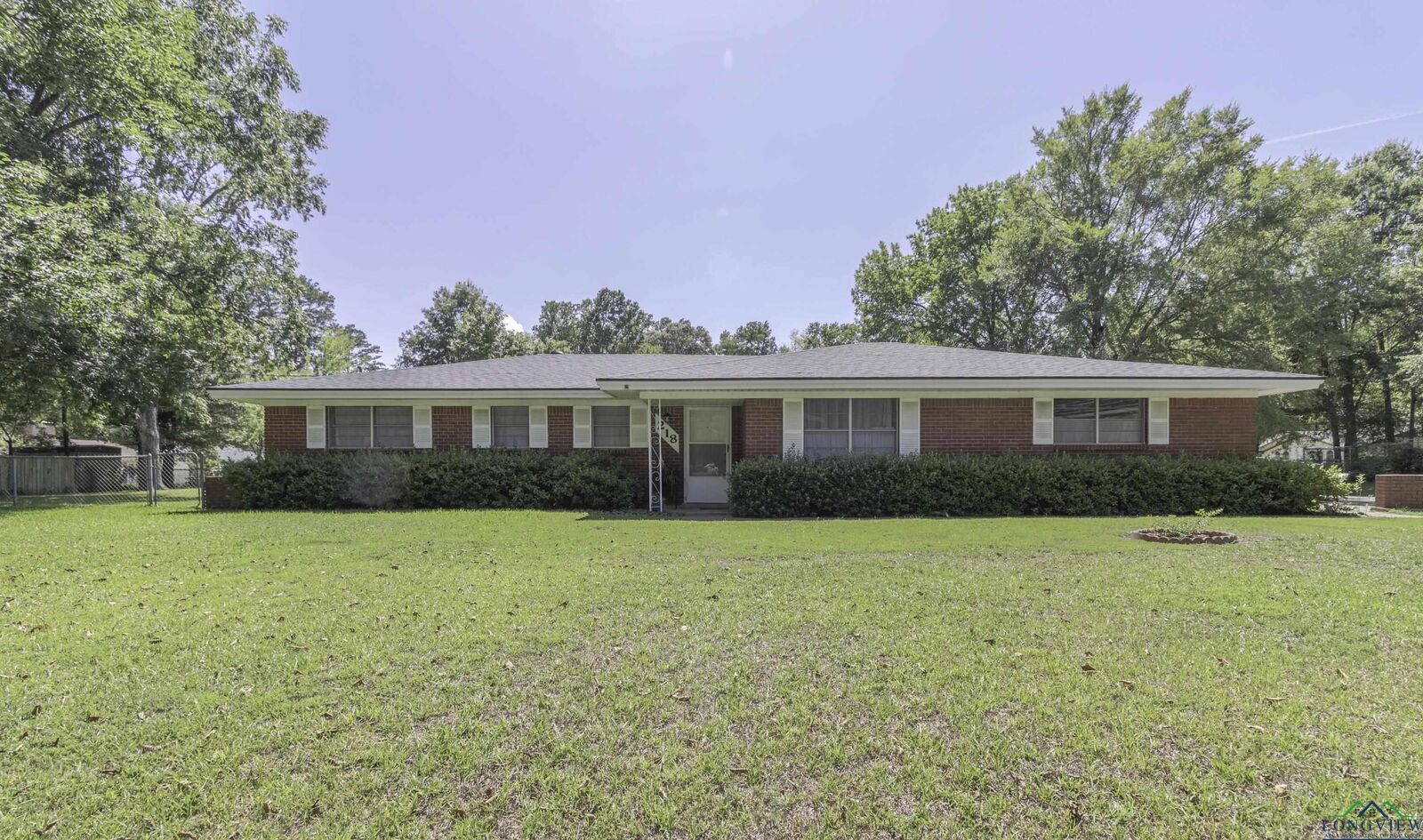 Property Photo: 218 S Gaston TX 75633