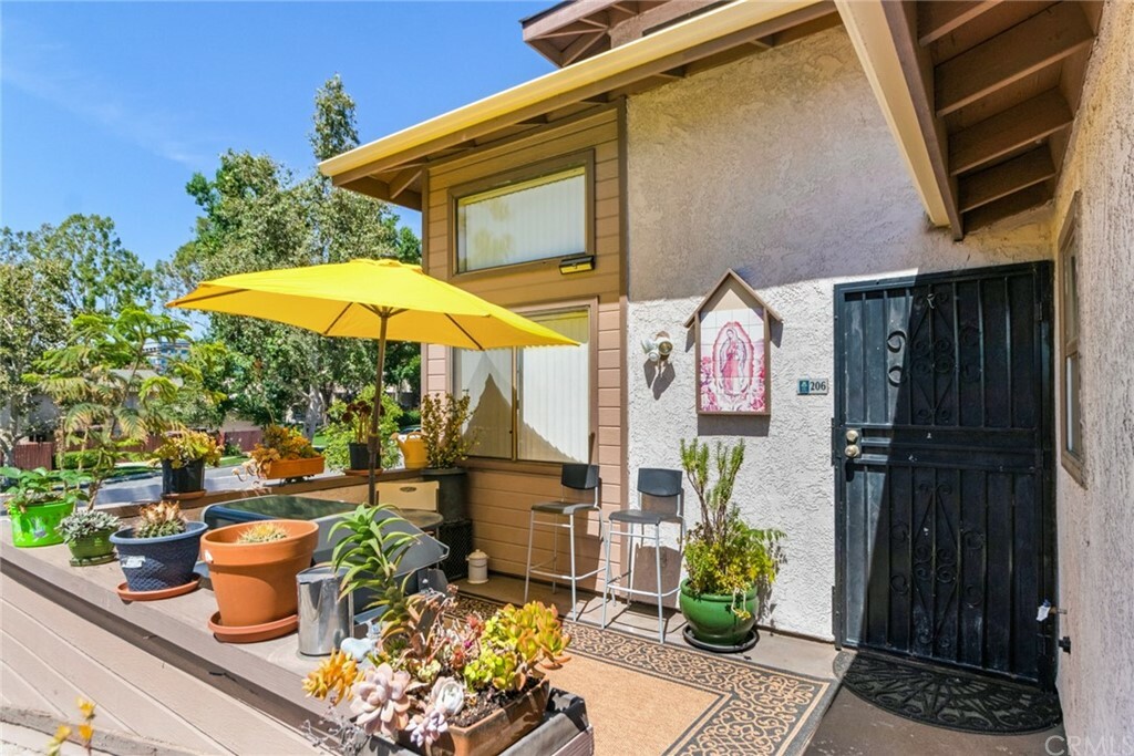 Property Photo:  1343 Massachusetts Ave 206  CA 92507 