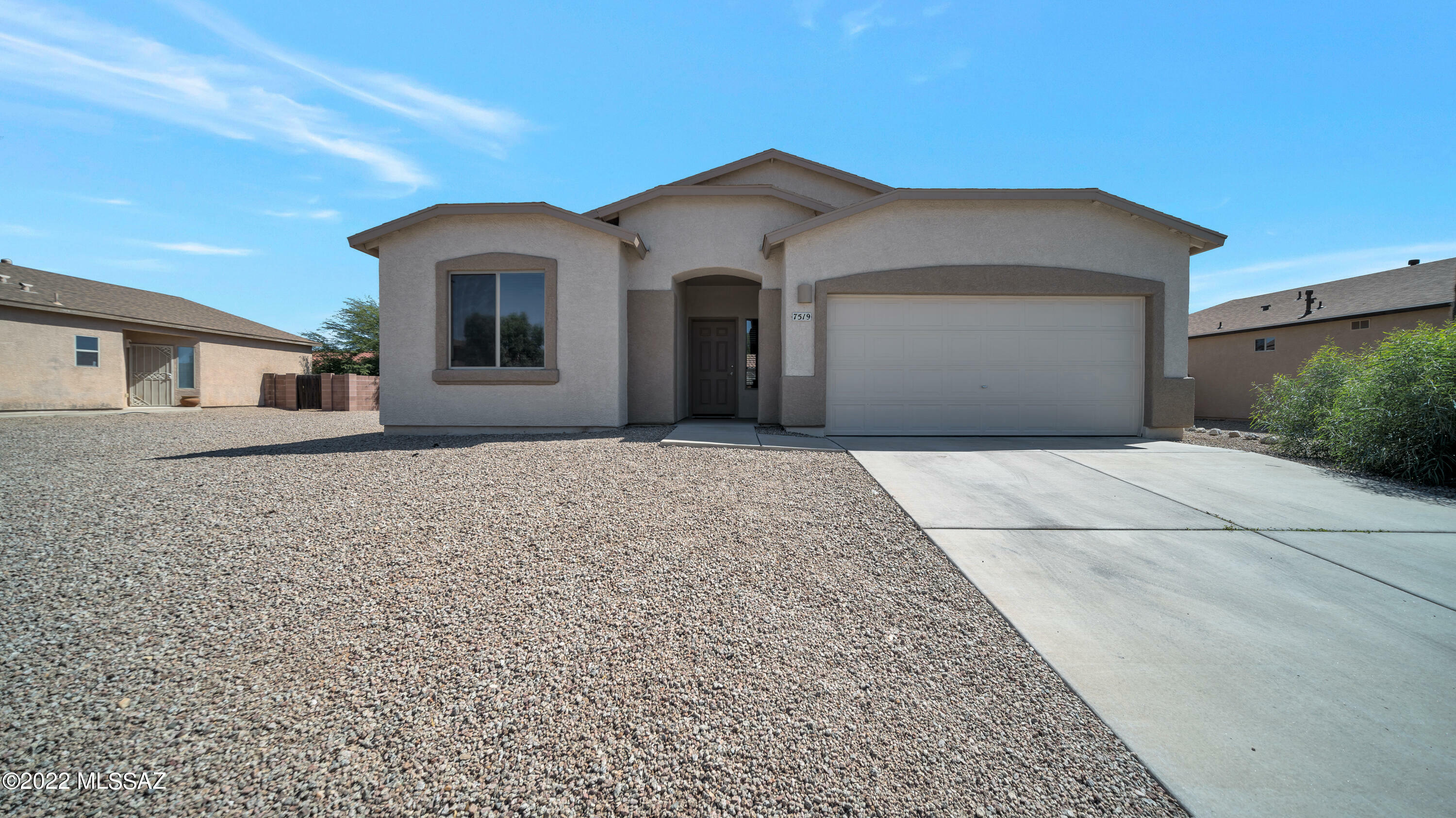 Property Photo:  7519 W Ranchers Drive  AZ 85757 