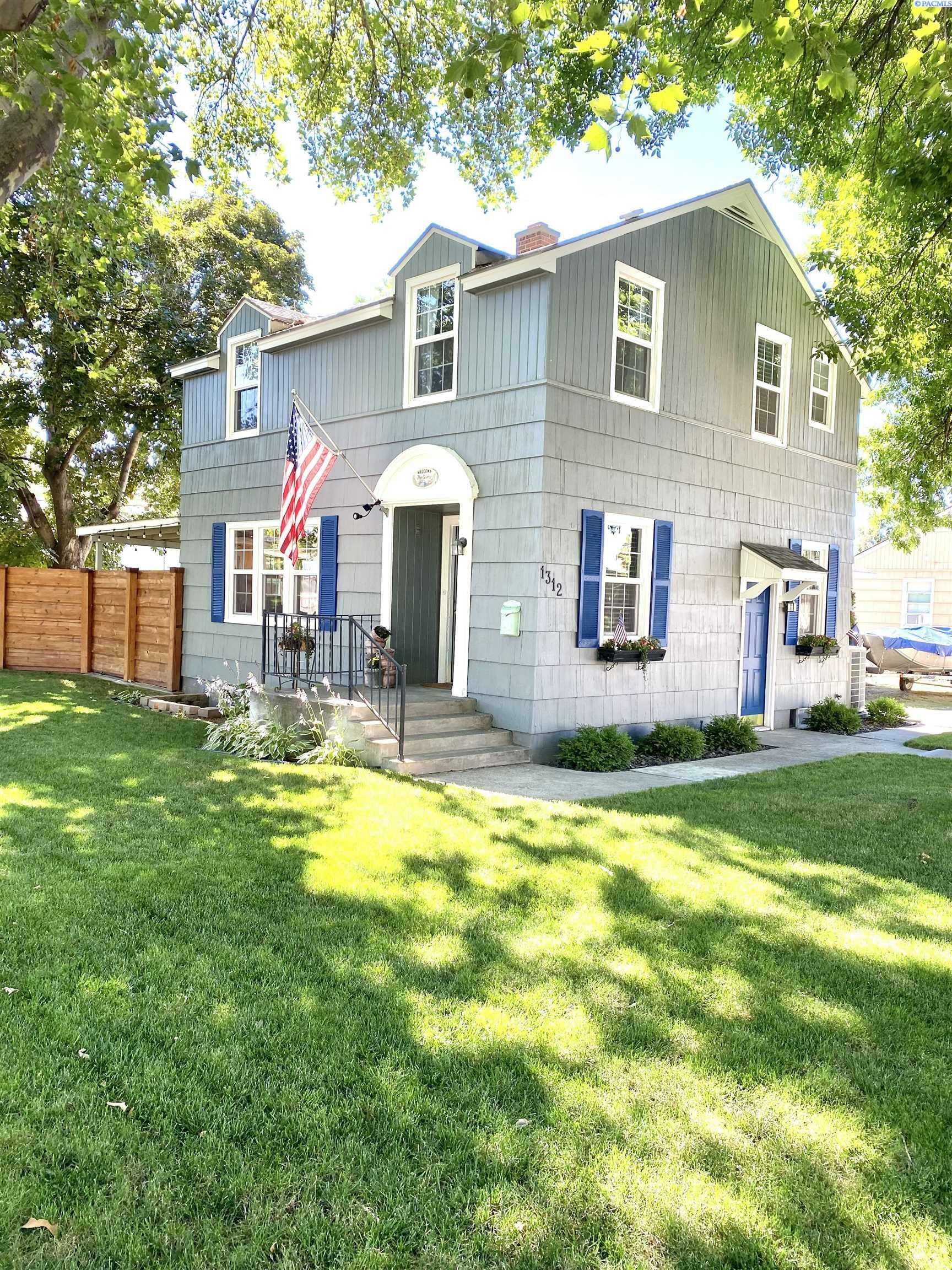Property Photo: 1312 McPherson Ave WA 99354