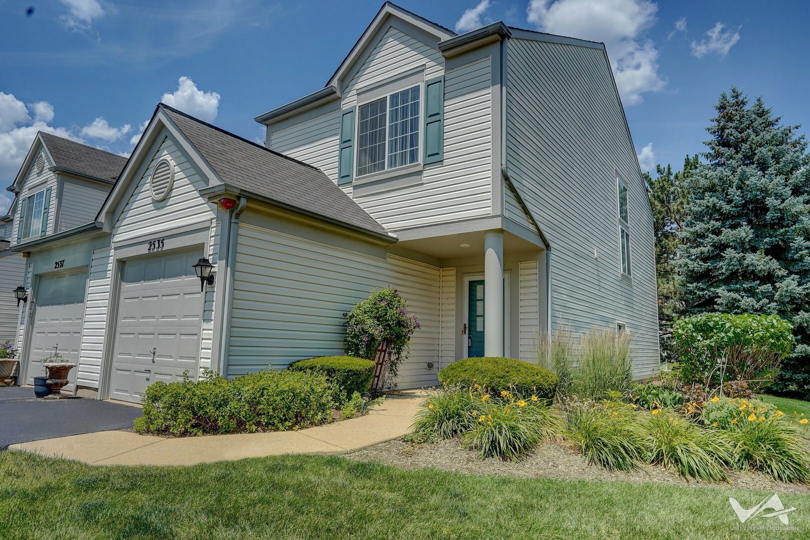 Property Photo:  2535 Carrolwood Road  IL 60540 