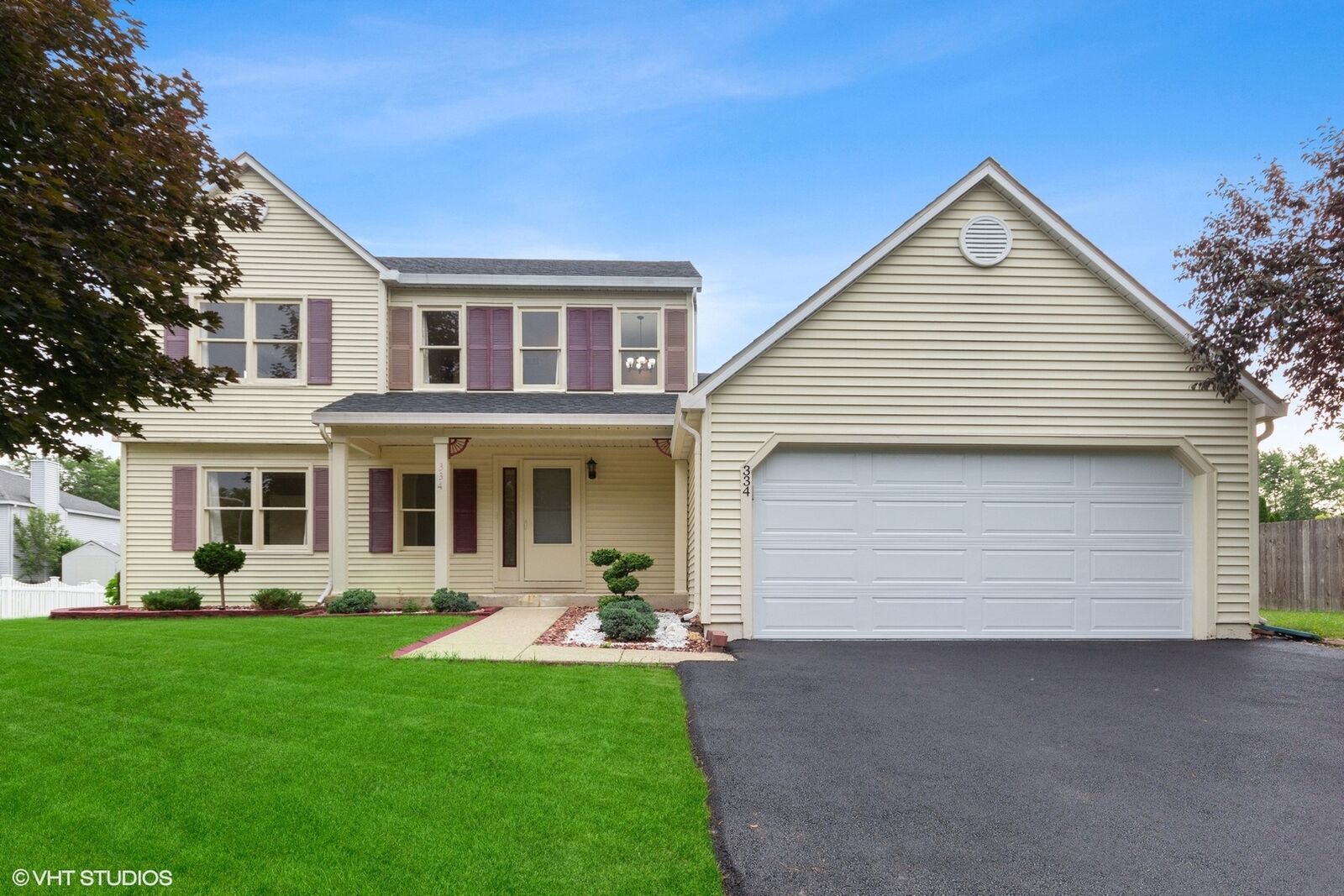 Property Photo: 334 Twin Creeks Court IL 60440