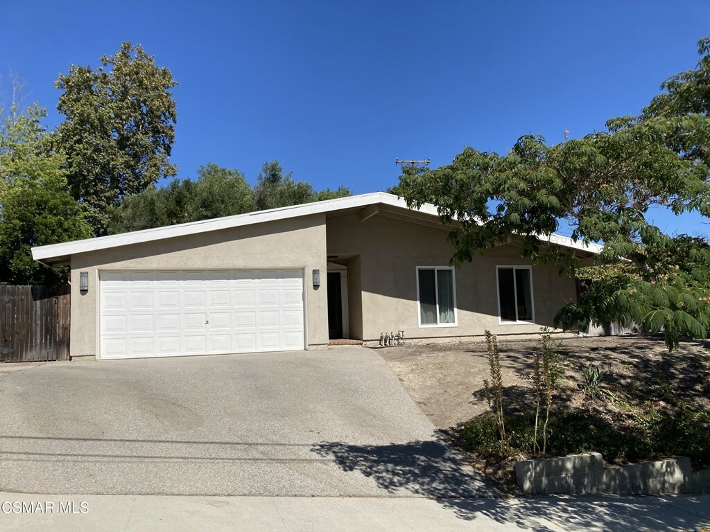 Property Photo:  894 Sheffield Place  CA 91360 