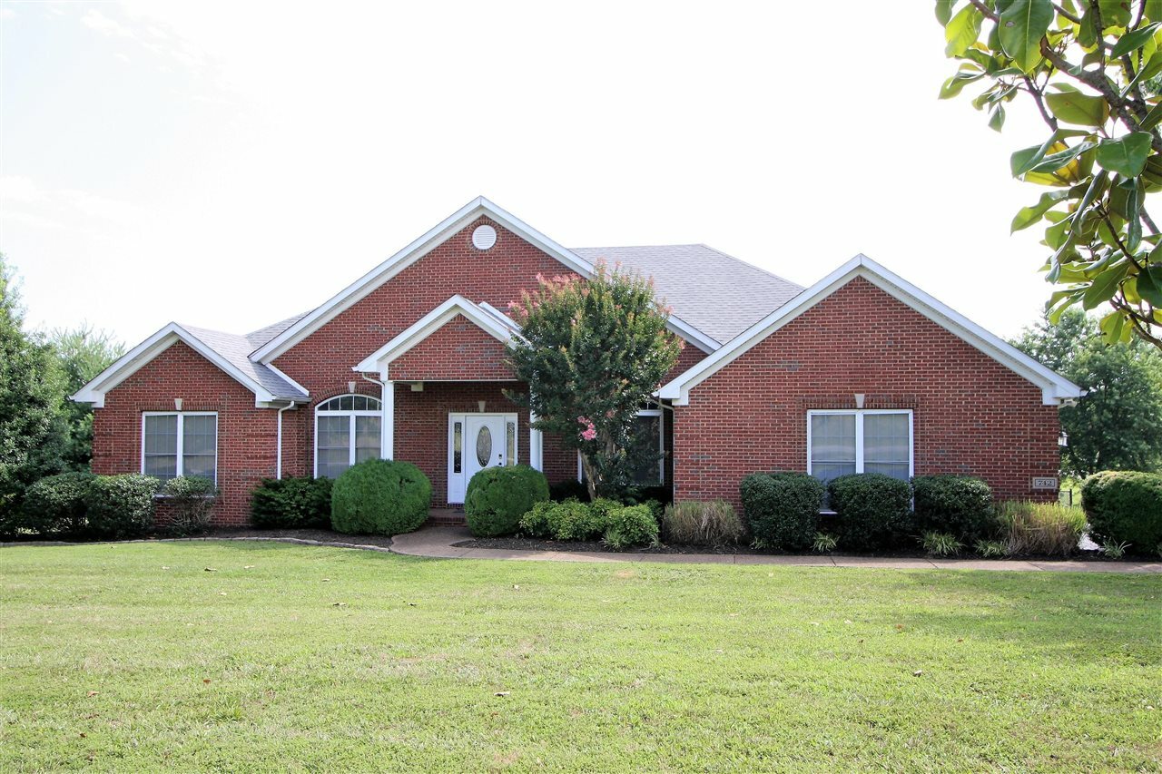 Property Photo:  742 Hunters Run Avenue  KY 42104 