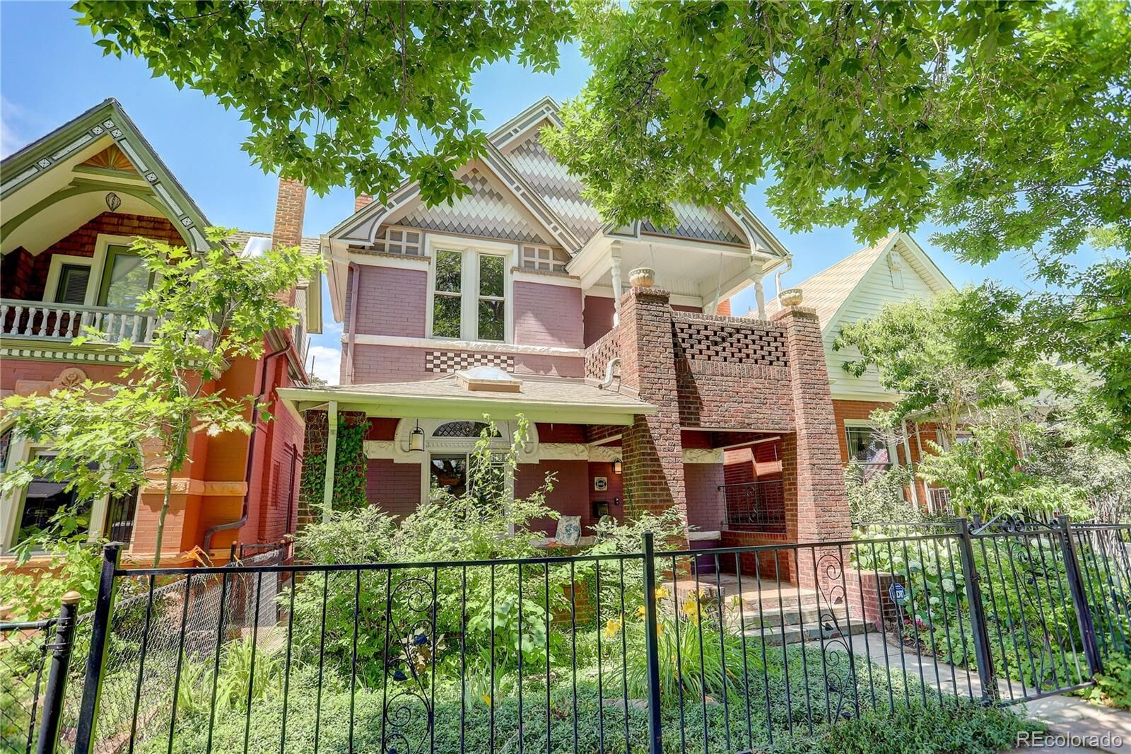 Property Photo:  465 Delaware Street  CO 80204 