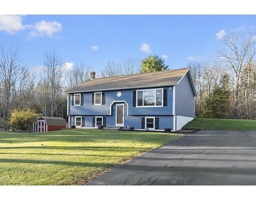 Property Photo: 105 Royalston Road, N. MA 01475