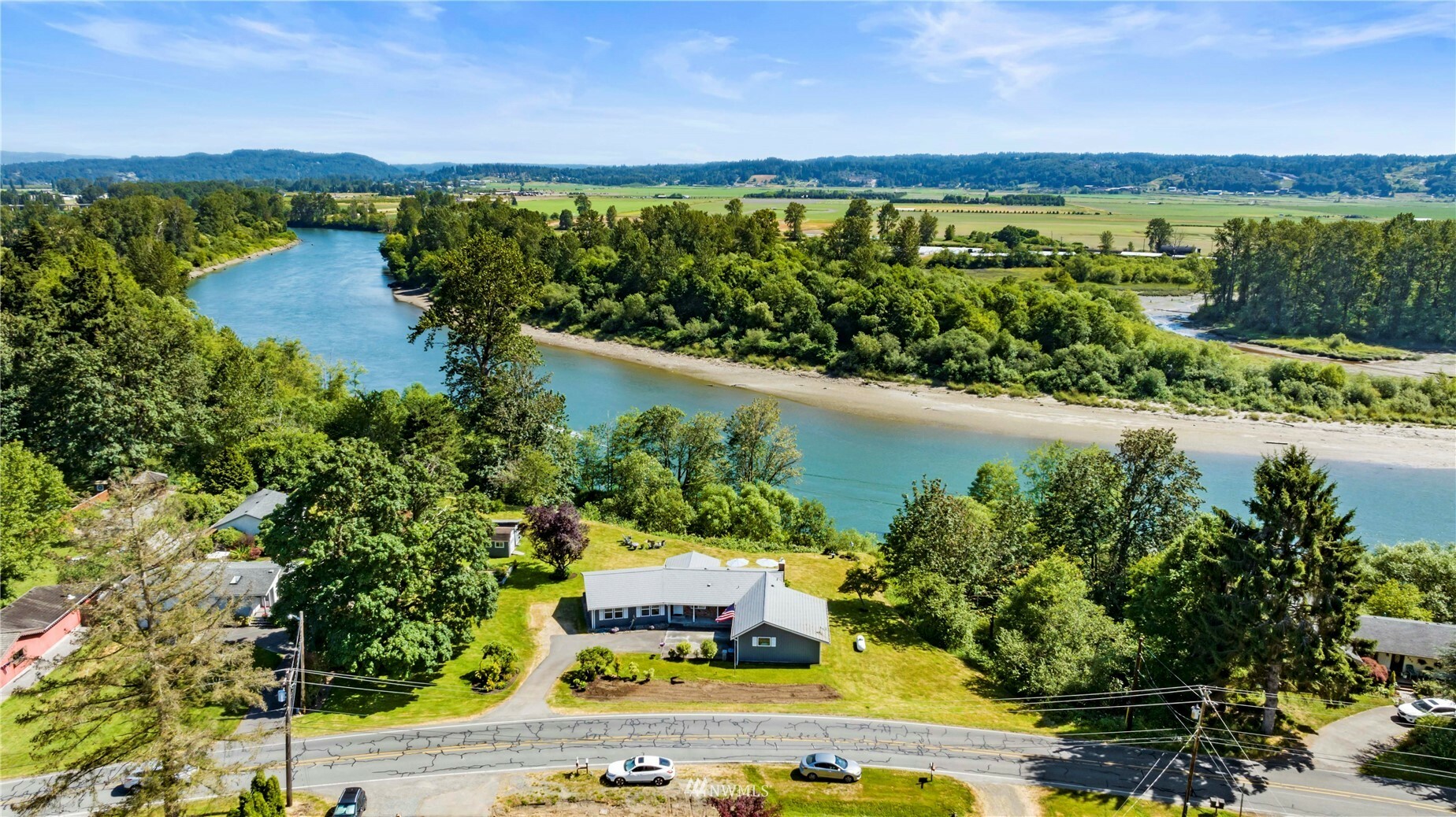 Property Photo:  7812 Riverview Road  WA 98290 