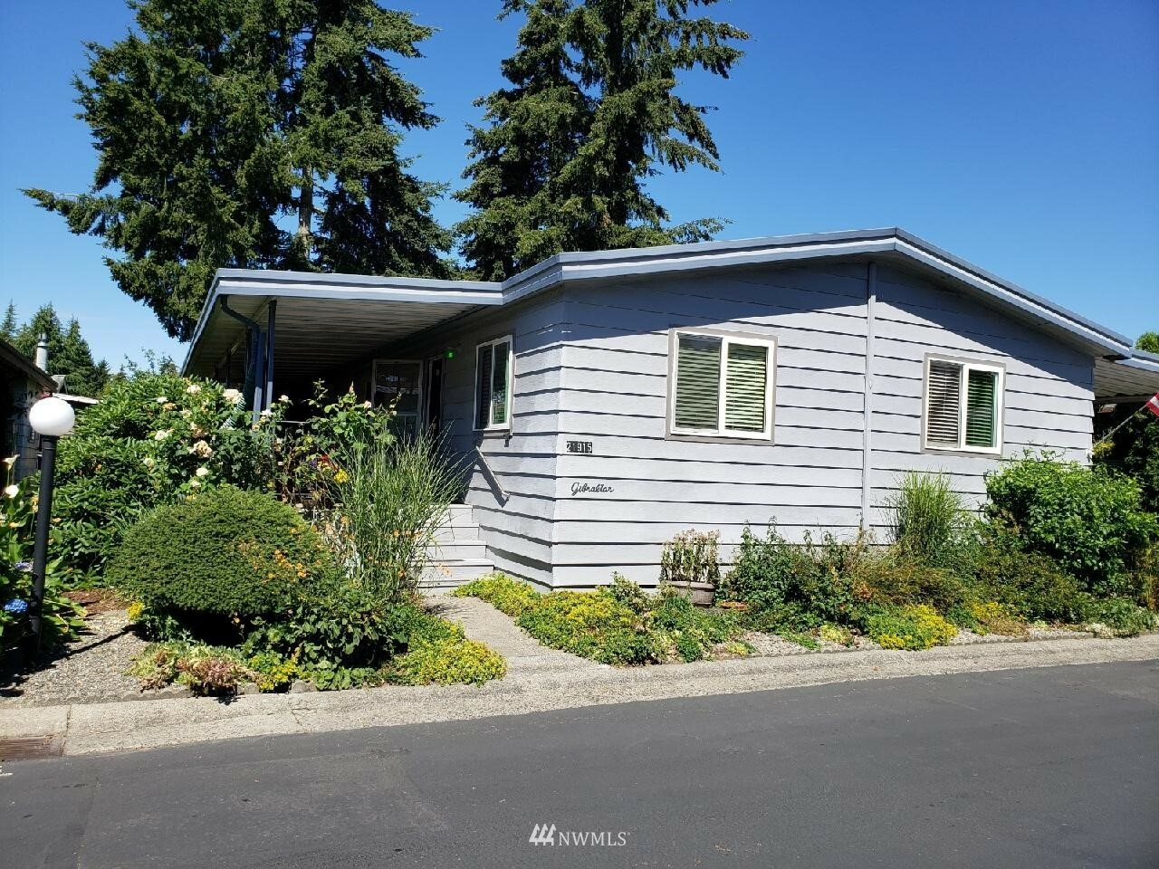 Property Photo: 21915 107th Place SE WA 98031