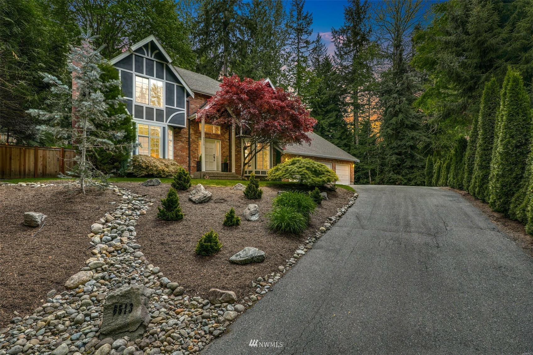 Property Photo:  6513 214th Avenue NE  WA 98053 