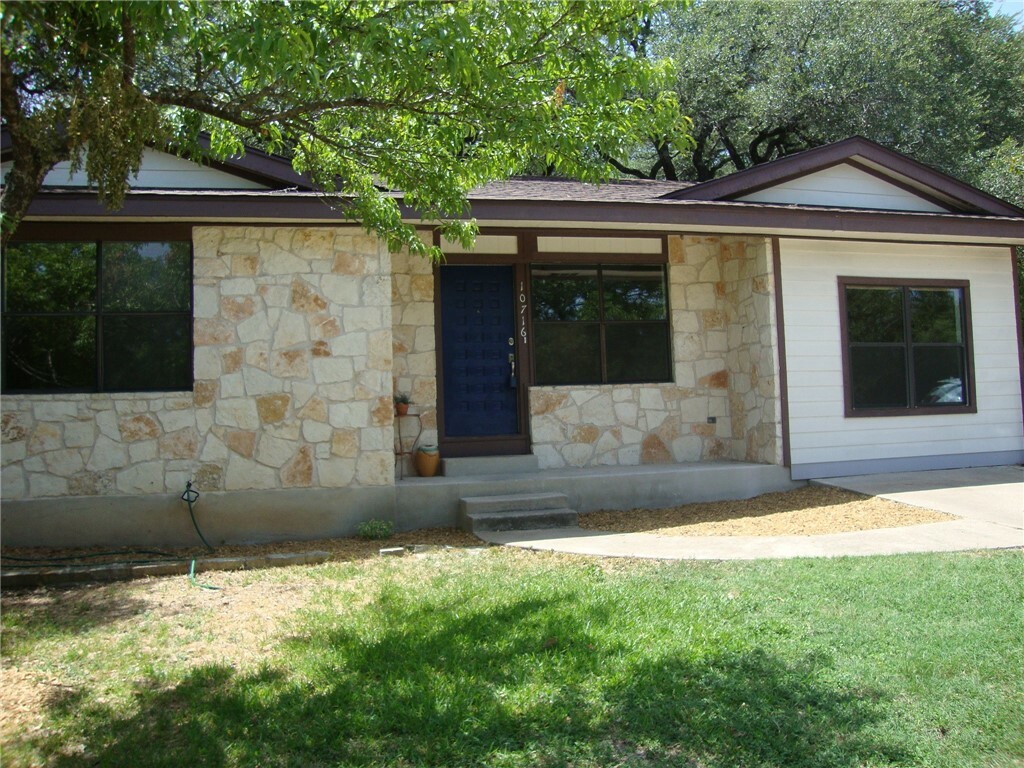 10716 Sunny Lane  Jonestown TX 78645 photo