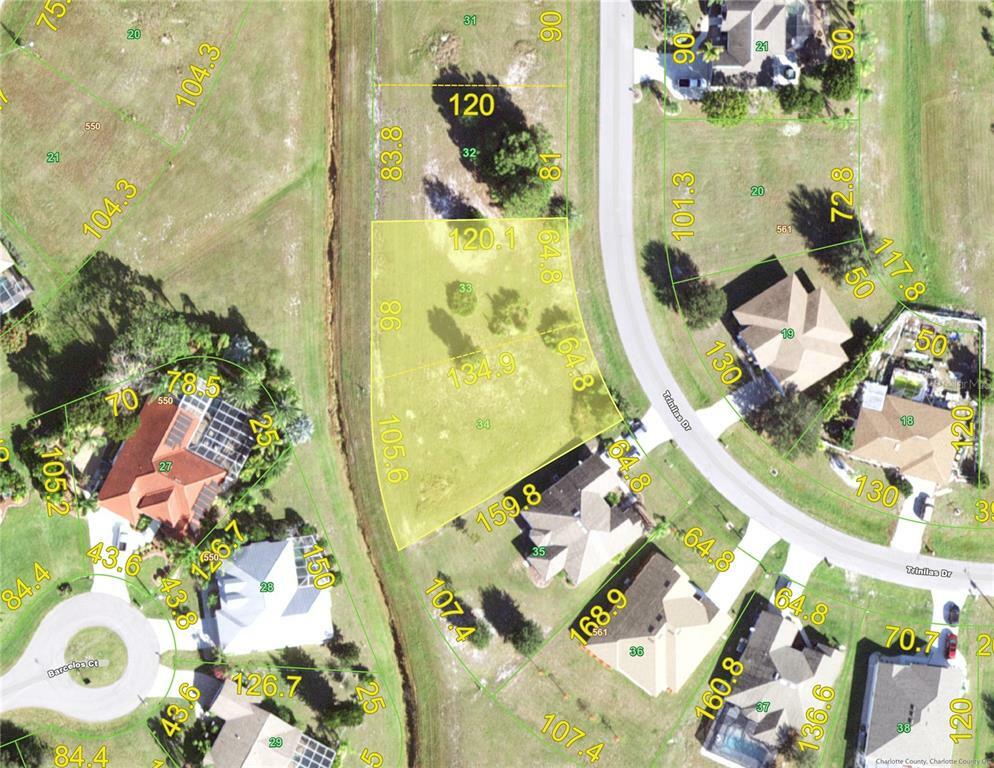 Property Photo: 26339 Trinilas Drive FL 33983