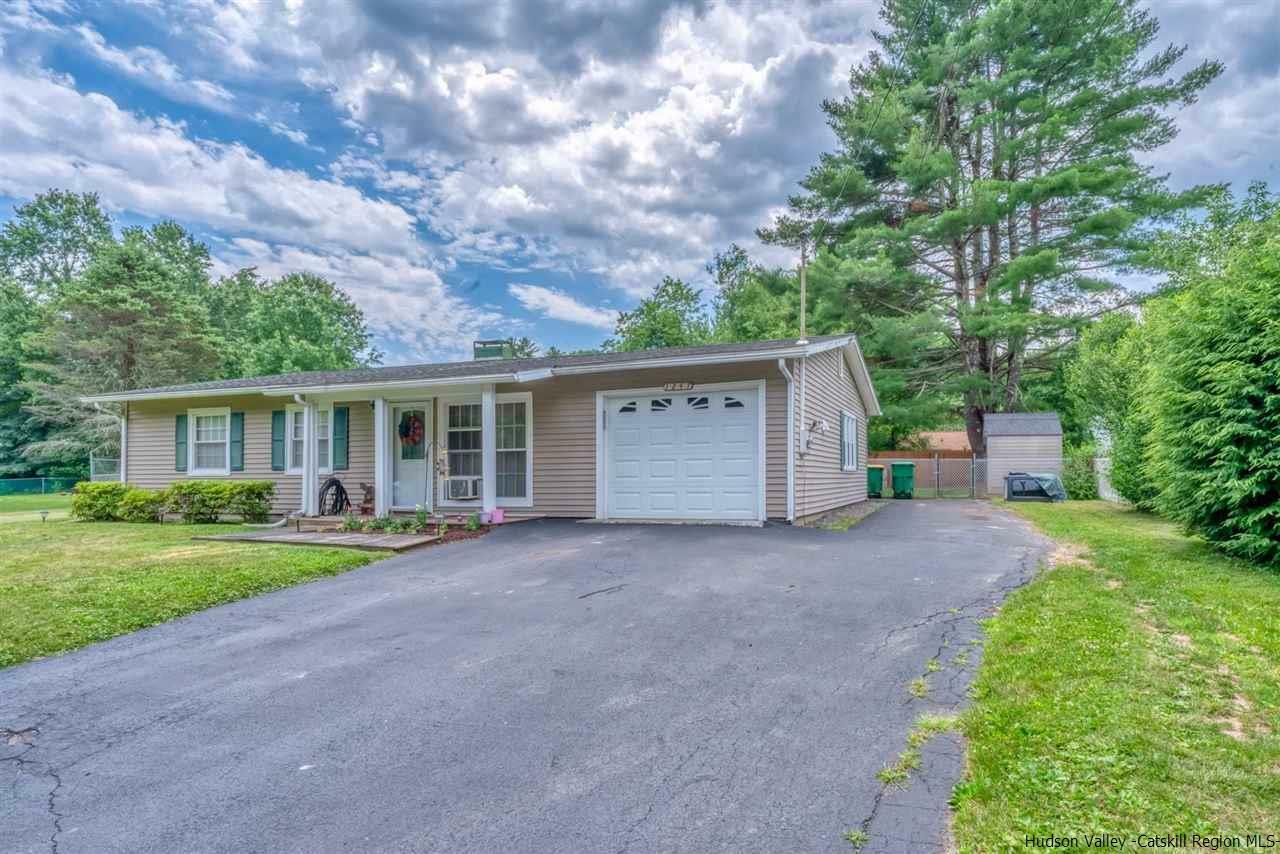 Property Photo:  1247 Sawkill  NY 12401 