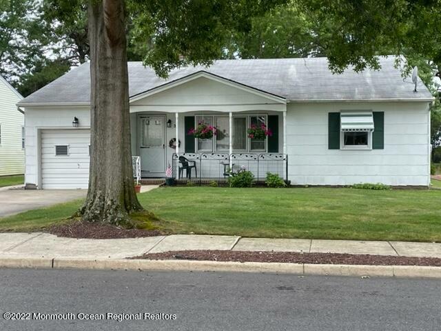 31 Nostrand Drive  Toms River NJ 08757 photo