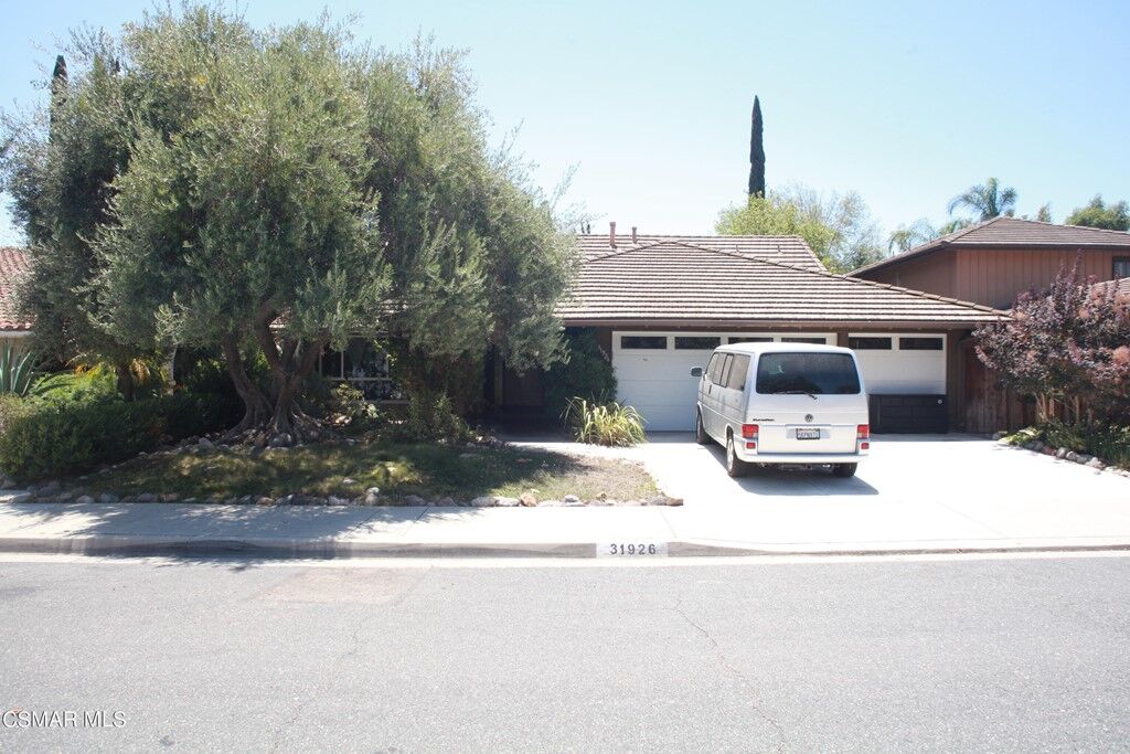 Property Photo:  31926 Watergate Court  CA 91361 