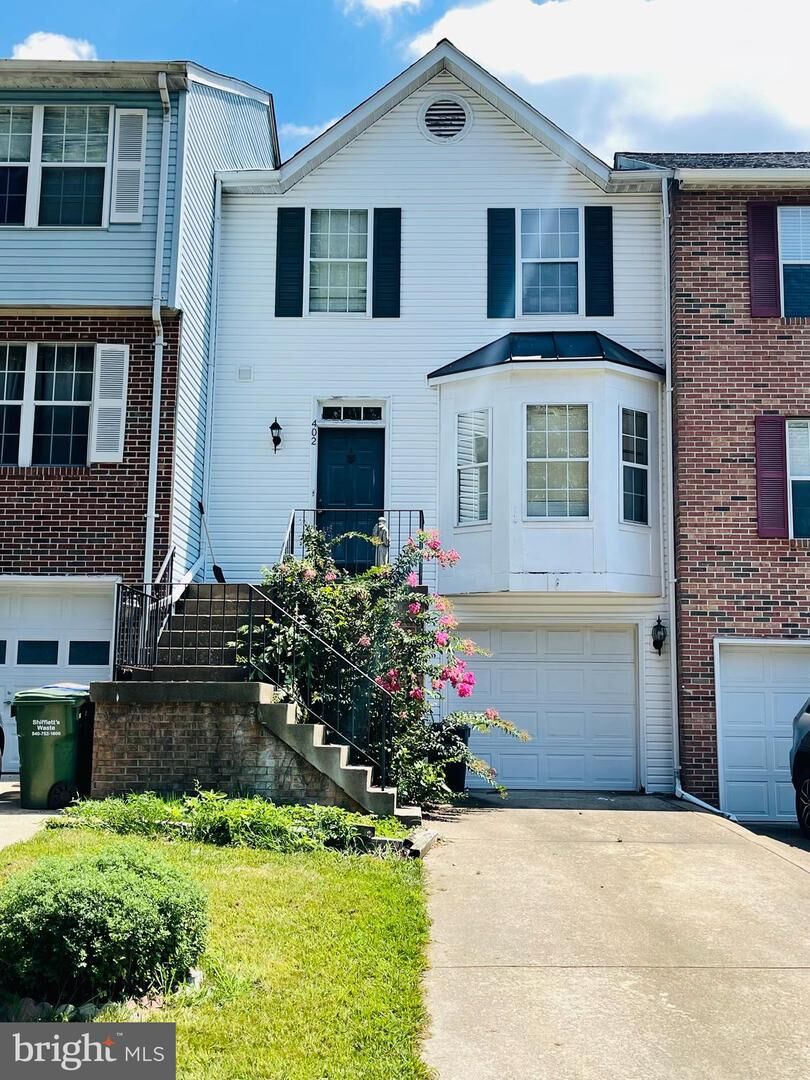 Property Photo:  402 Cabin Court  VA 22554 