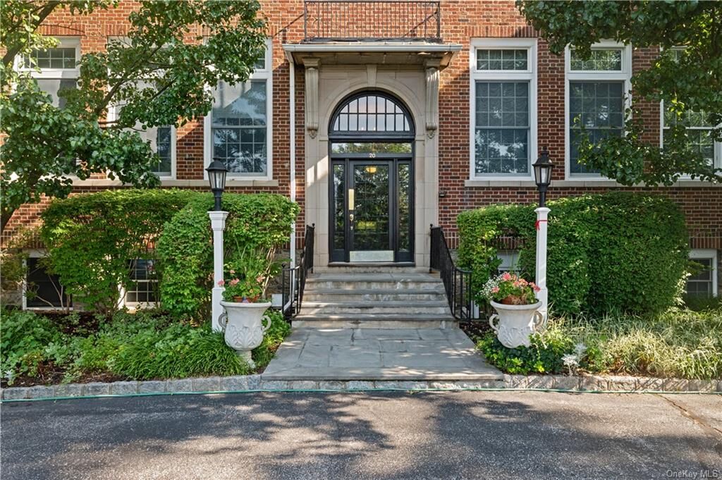 Property Photo: 20 Whippoorwill Road E NY 10504