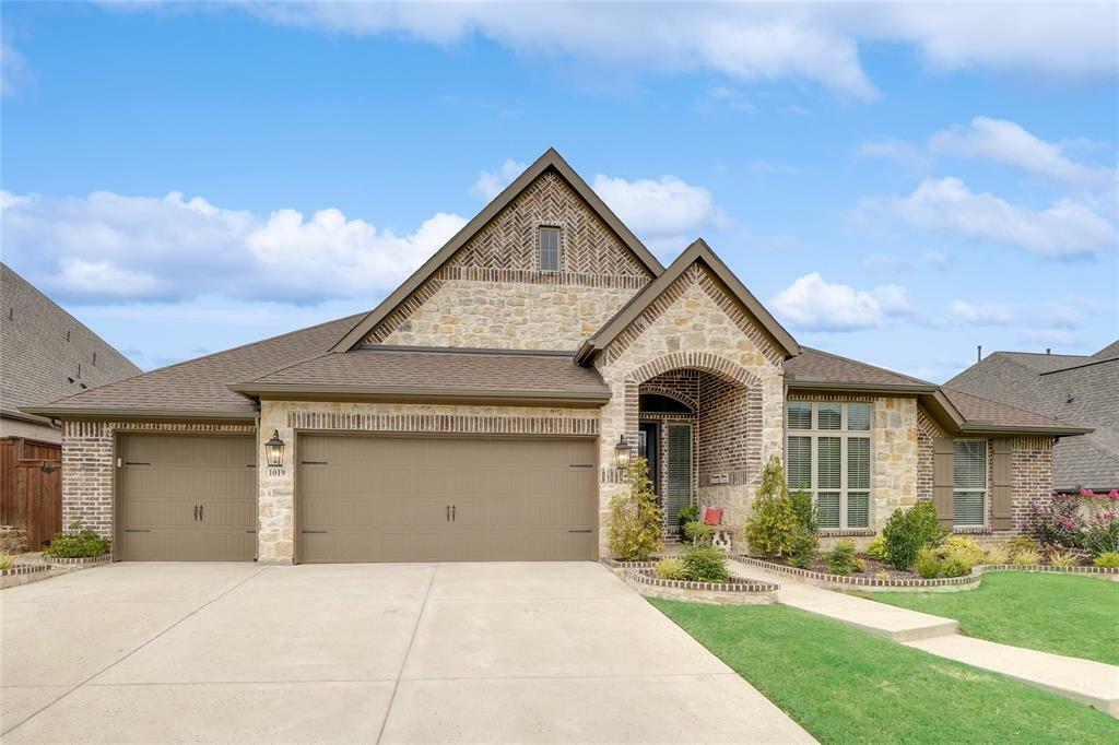 Property Photo:  1019 Hope Valley Parkway  TX 76262 