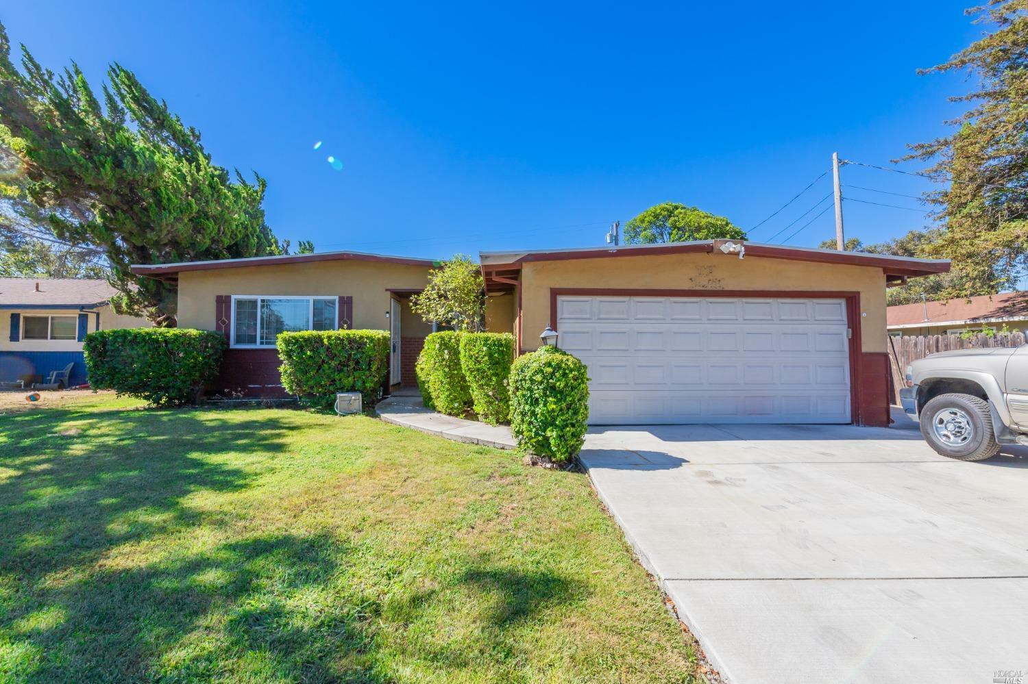 Property Photo:  205 E Pacific Avenue  CA 94533 