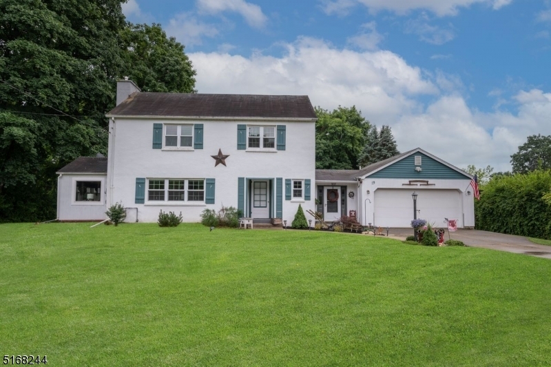 Property Photo: 19 Drakestown Rd NJ 07840