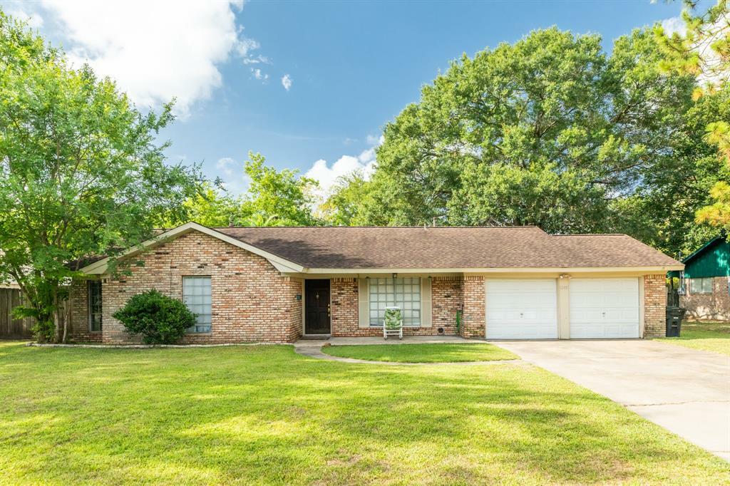 Property Photo: 1205 Carmie Street TX 77511