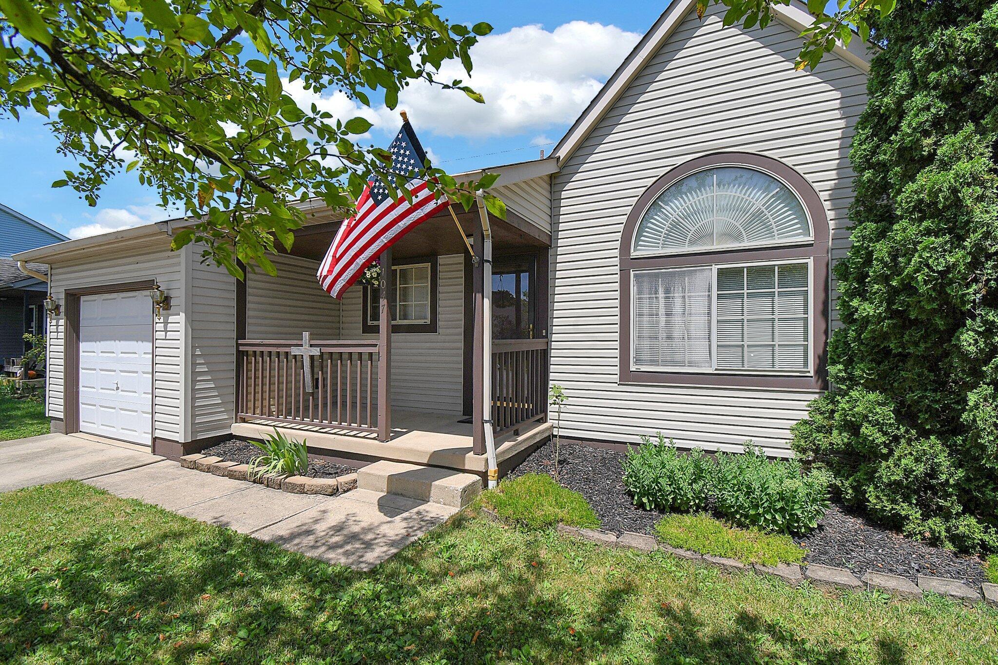 Property Photo:  1047 Cypress Ridge Place  OH 43228 