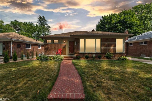 Property Photo:  8773 Woodside Drive  MI 48237 