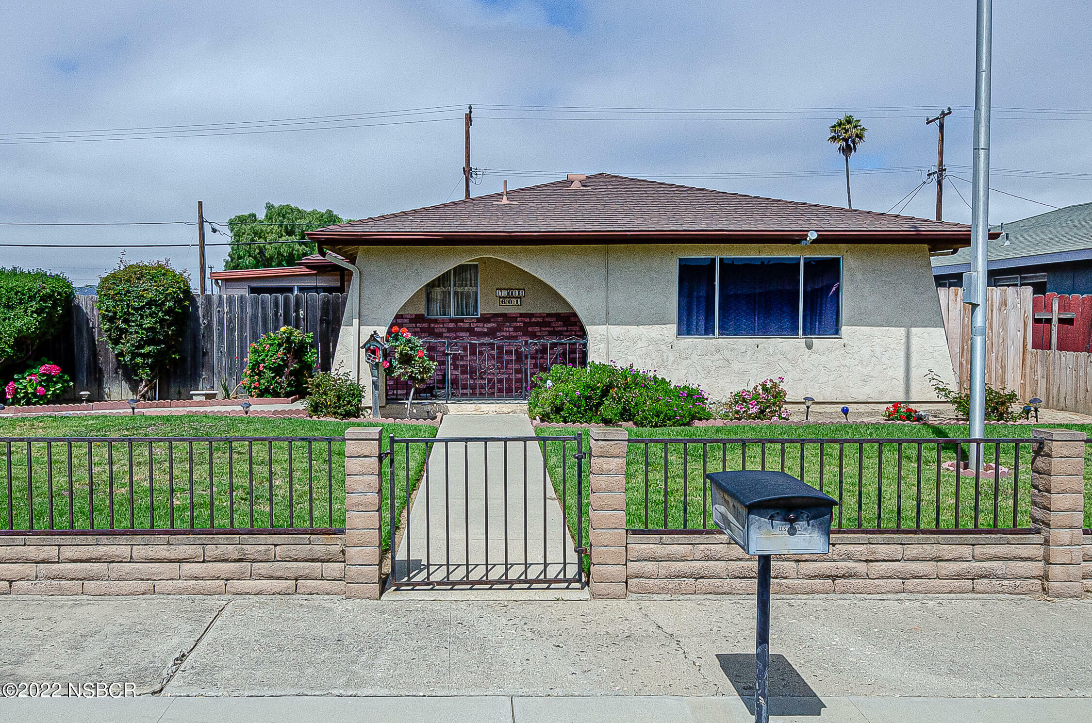 Property Photo: 601 N 7th Street CA 93436