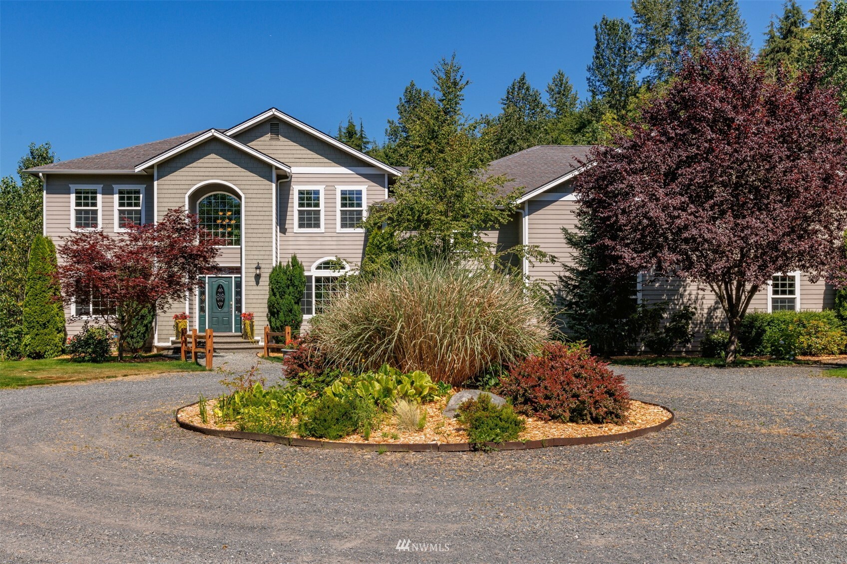 Property Photo:  795 Summerhill Drive  WA 98284 