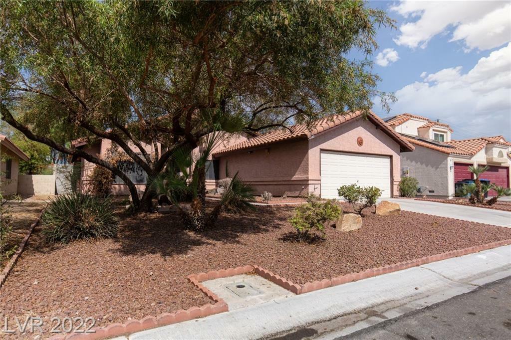 Property Photo: 4503 Whelk Place NV 89031