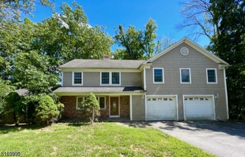 Property Photo:  21 Roslyn Rd  NJ 07826 