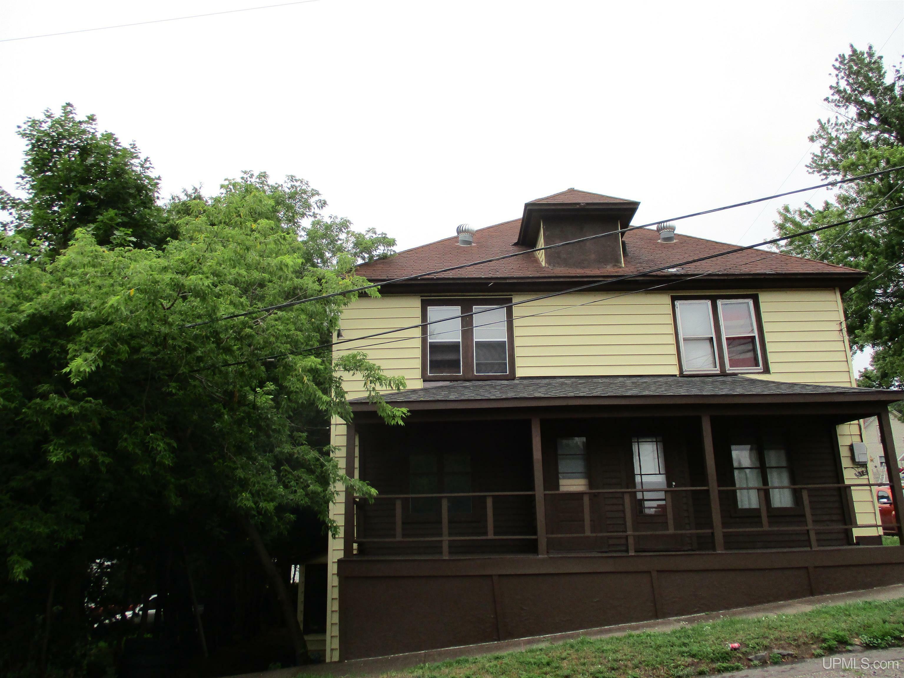 Property Photo:  514 Michigan  MI 49930 