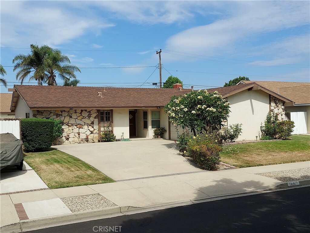 Property Photo:  1491 Wolverton Avenue  CA 93010 