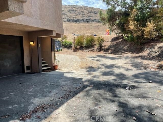 Property Photo: 3003 Rockview Place CA 93401