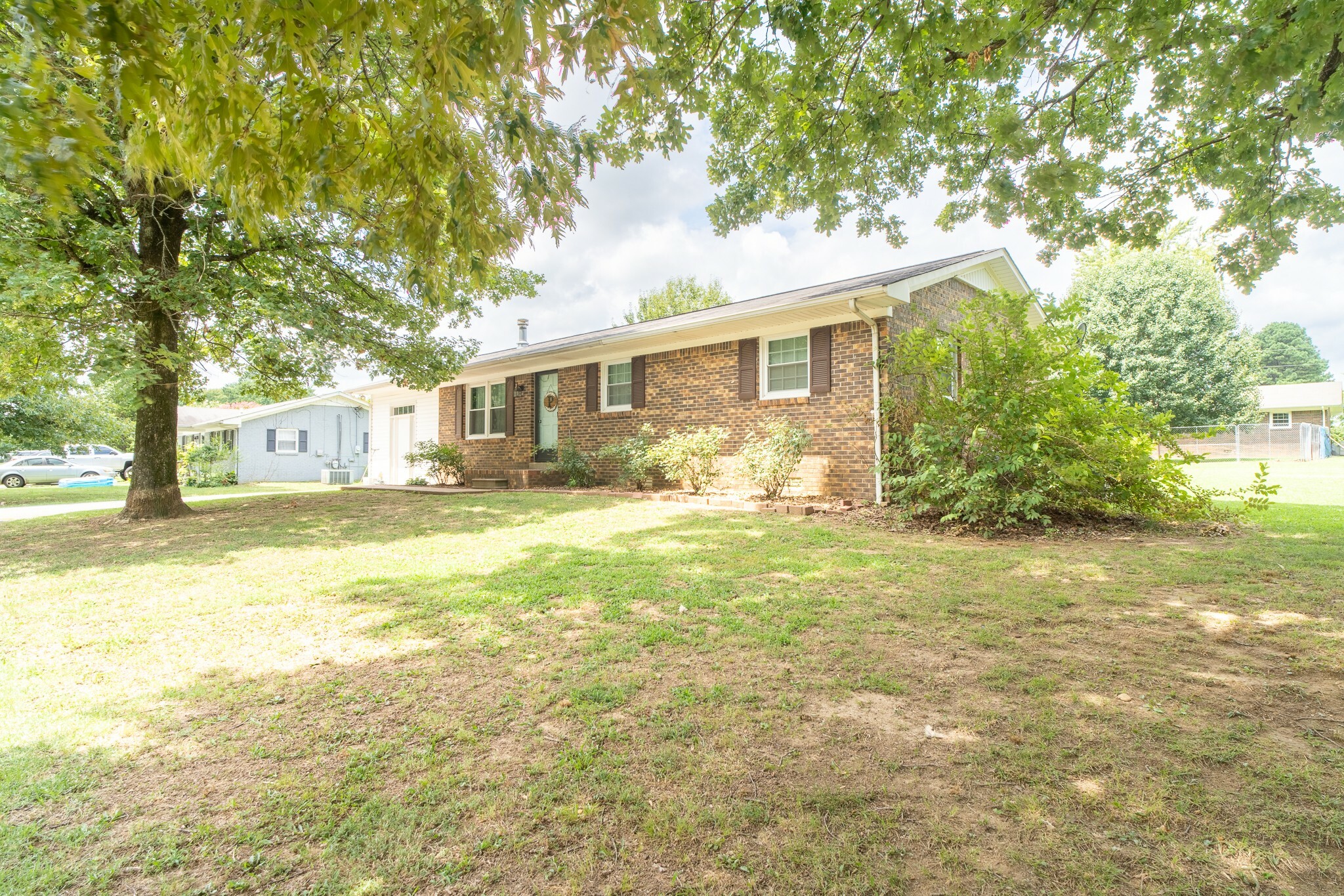 Property Photo:  707 N Military St  TN 38469 