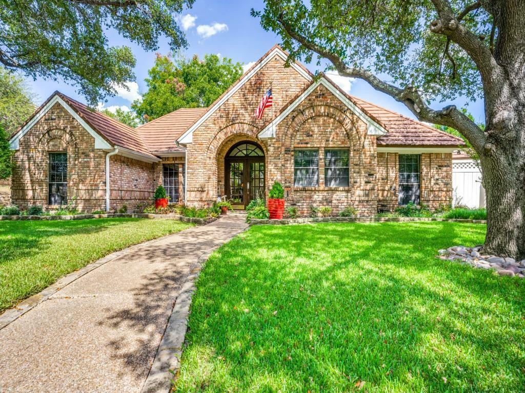 Property Photo: 3100 Woodridge Drive TX 76054