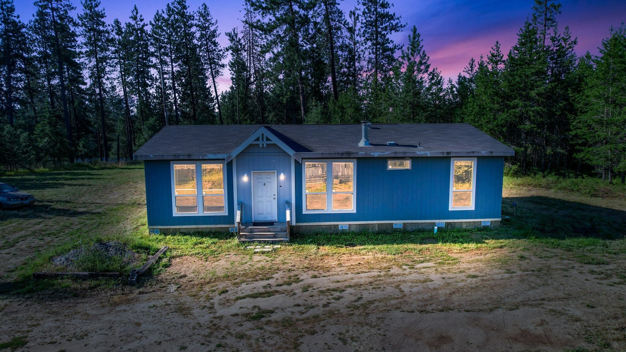 Property Photo: 41925 N Darknell Ln WA 99009