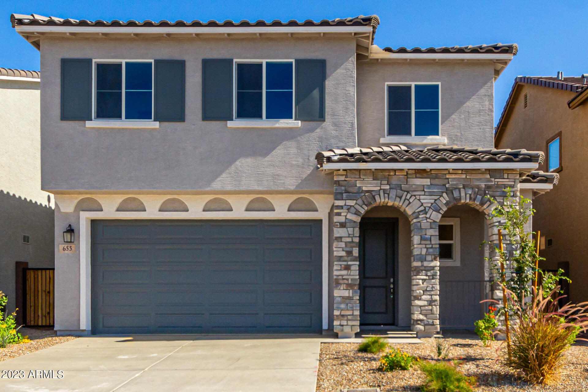 Property Photo: 655 S Del Rancho Circle AZ 85208