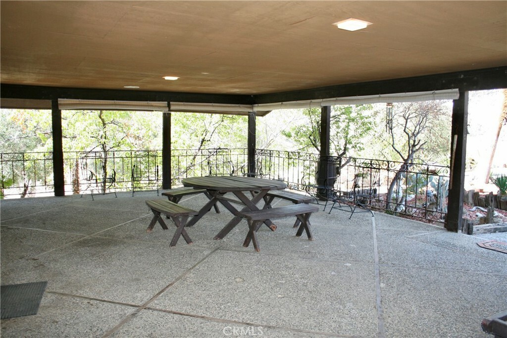 Property Photo: 46505 W Highway 198 CA 93210