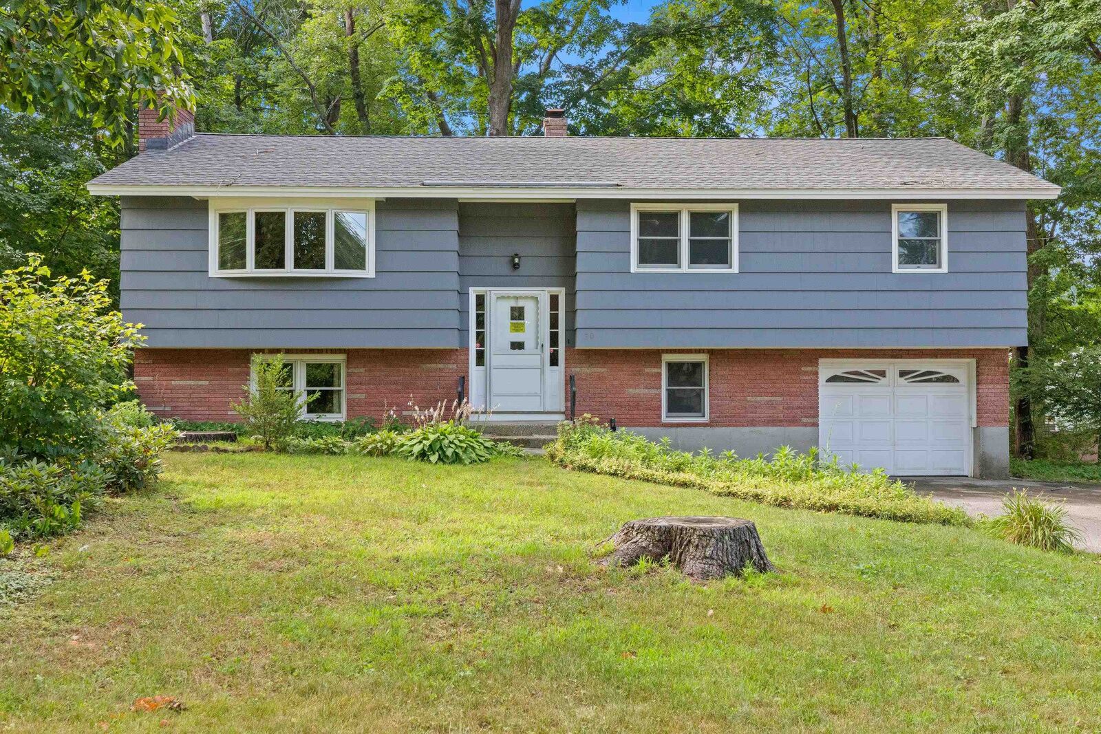 Property Photo: 20 Lucille Avenue NH 03079