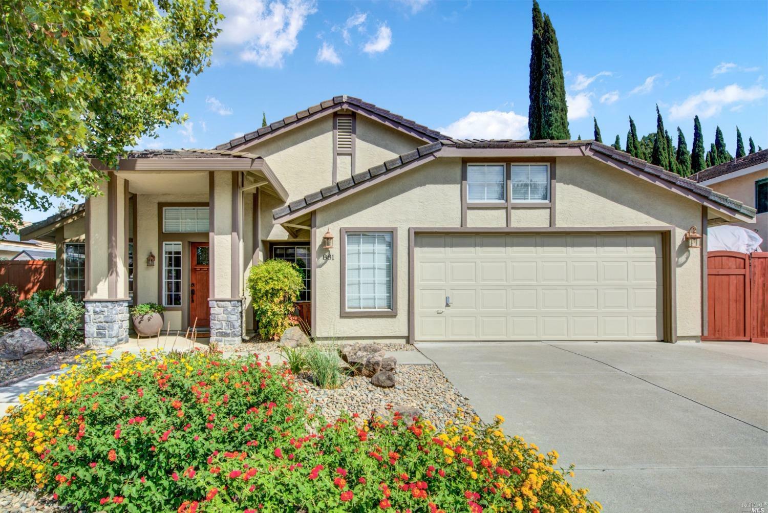 Property Photo:  881 Christine Drive  CA 95687 