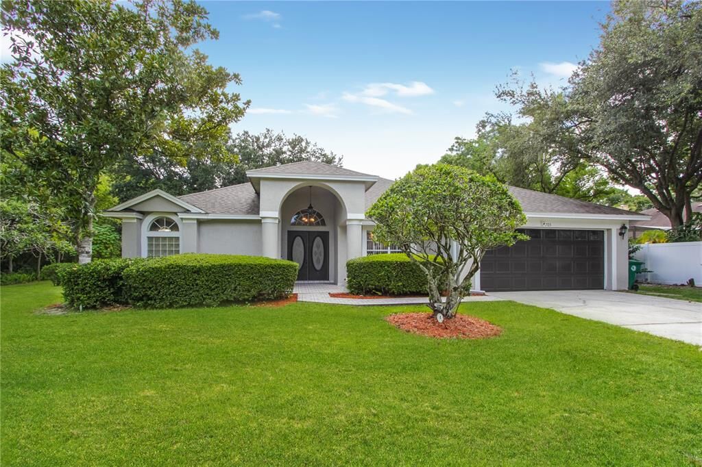Property Photo:  705 Silkwood Court  FL 32746 